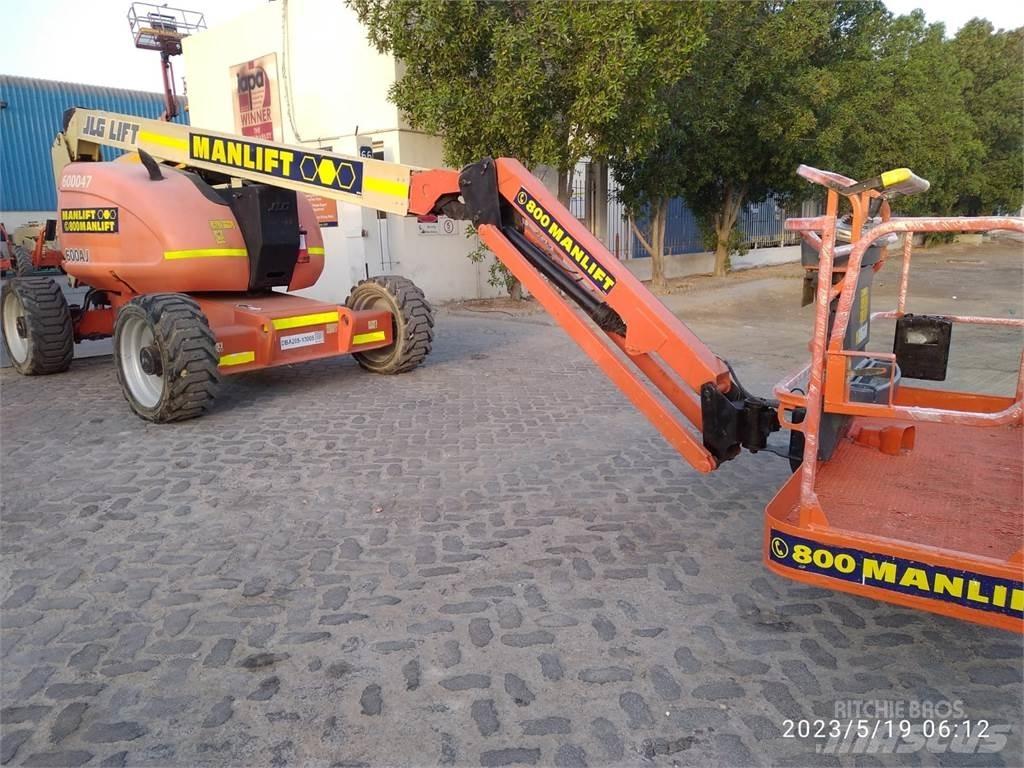 JLG 600AJ Strēles pacēlāji