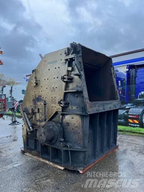 Metso NP 1415 Drupinātāji