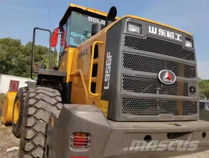 SDLG LG956F Iekrāvēji uz riteņiem