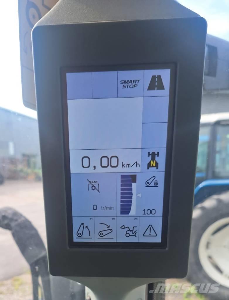 CLAAS Arion 420 Traktori