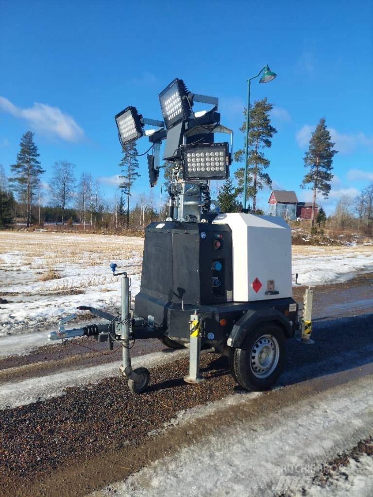 Generac V 20 Gaismas torņi