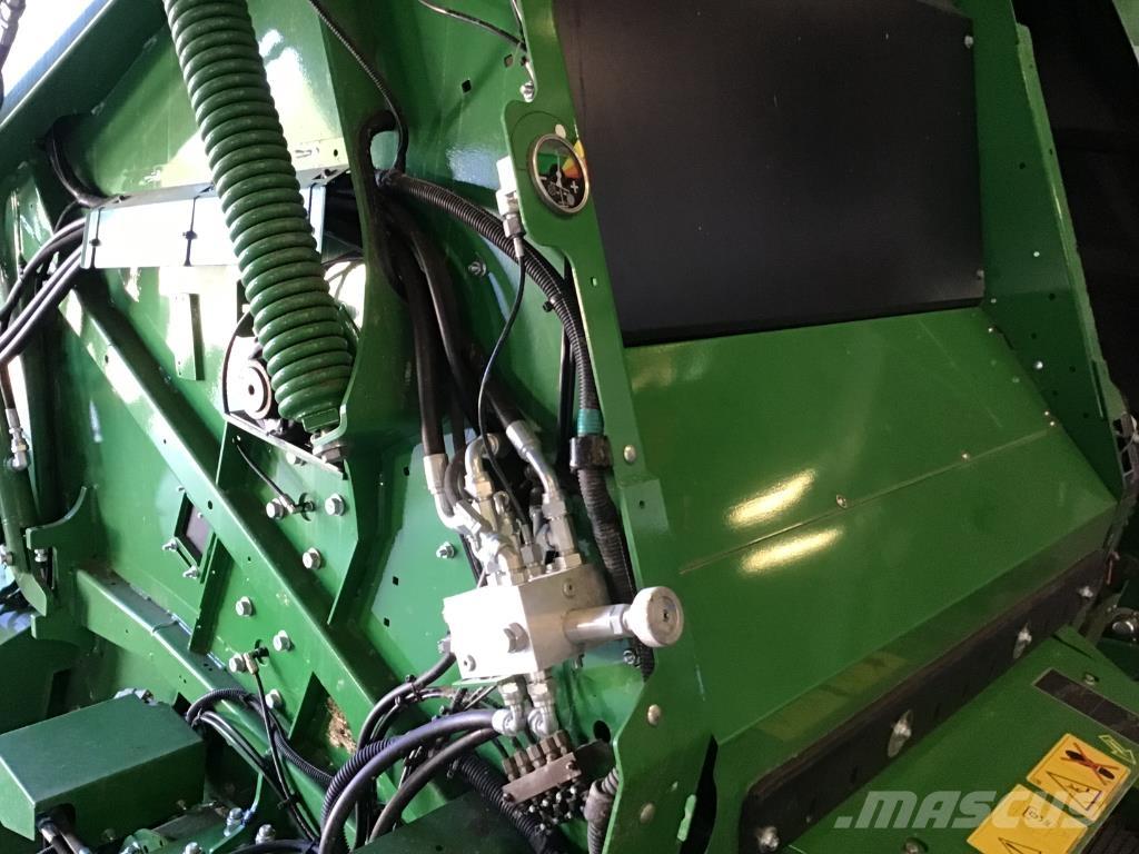 John Deere V461M Rituļu preses