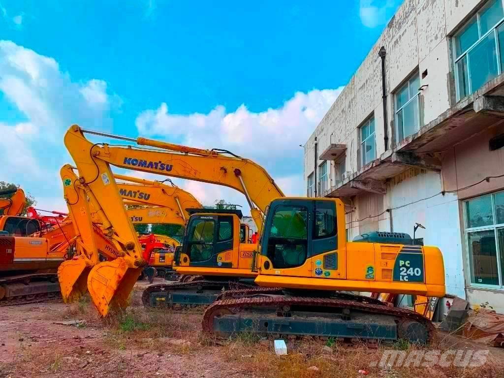 Komatsu PC 240 Kāpurķēžu ekskavatori