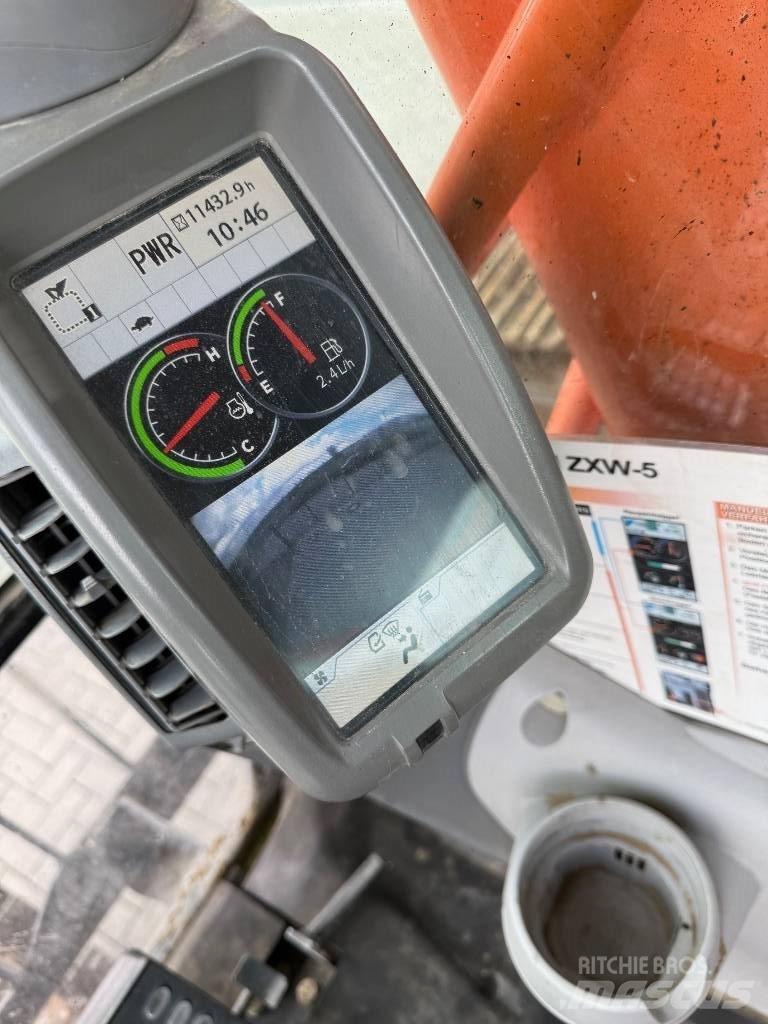 Hitachi ZX 290 Kāpurķēžu ekskavatori