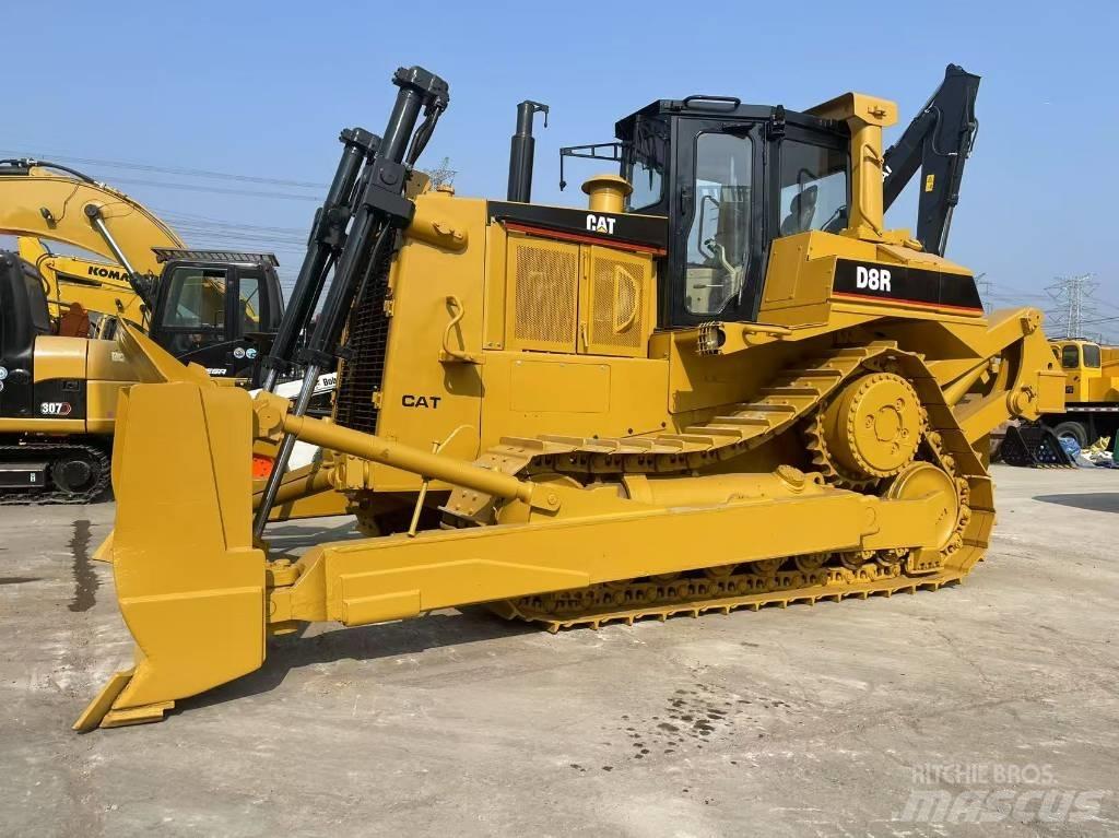 CAT D 8 R Kāpurķēžu buldozeri