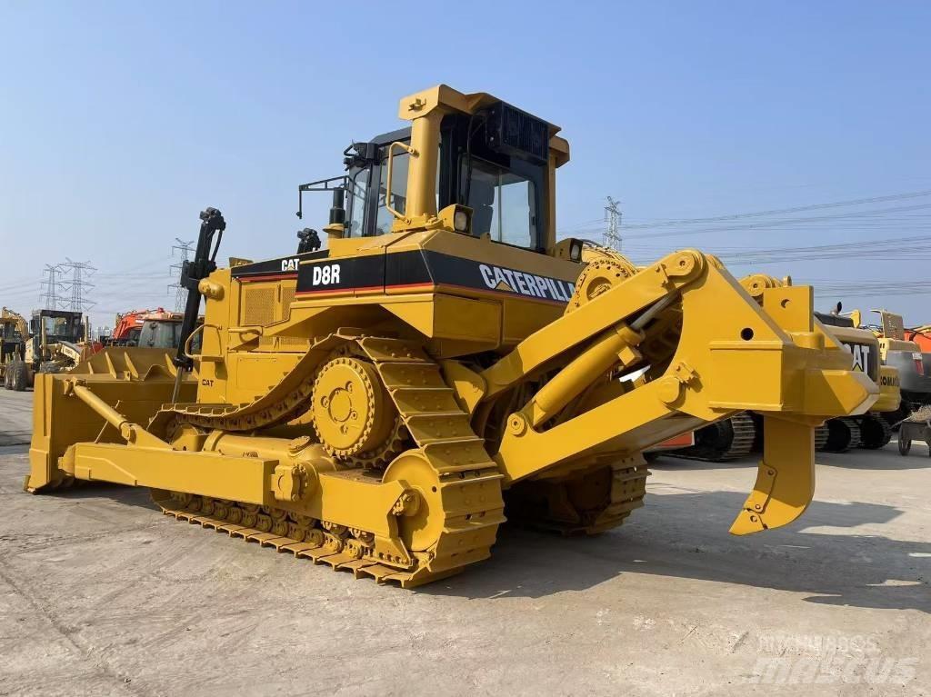 CAT D 8 R Kāpurķēžu buldozeri