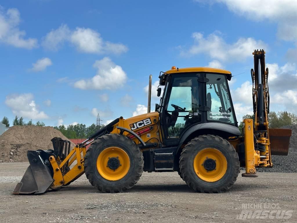 JCB 4 CX Ekskavatori-iekrāvēji