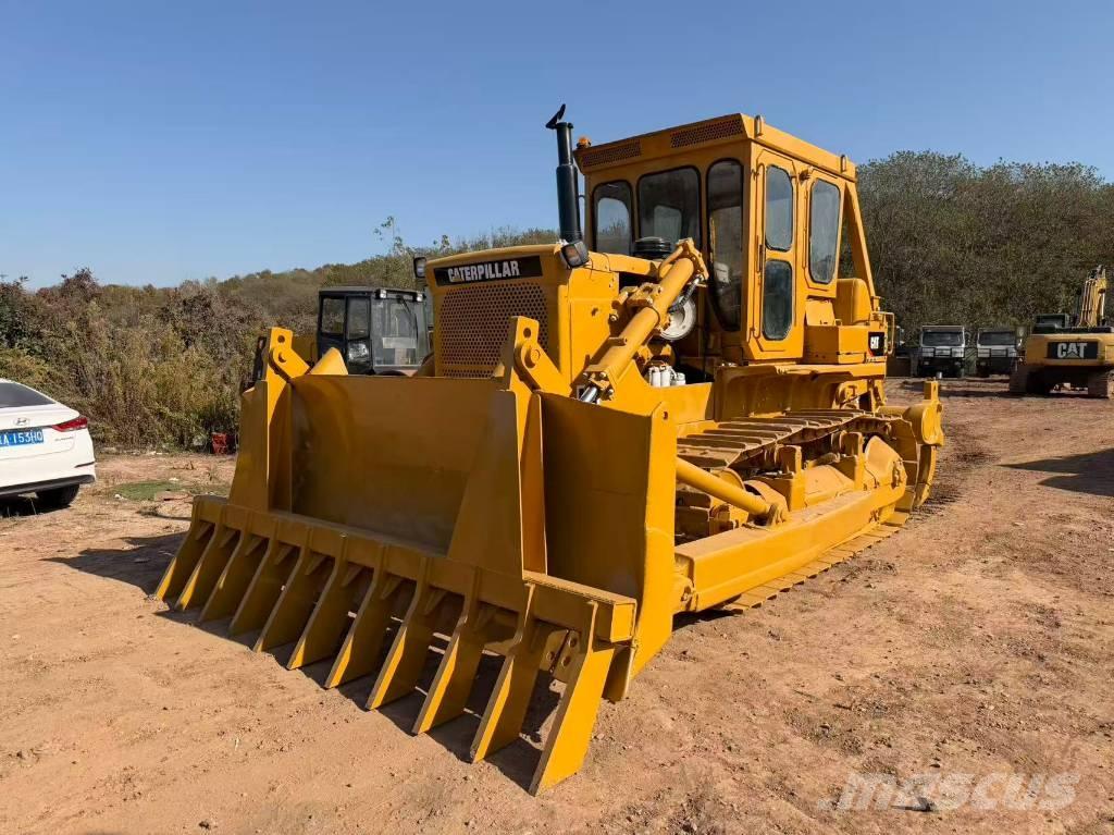 CAT D8K Kāpurķēžu buldozeri