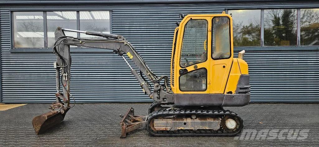 Volvo EC30 Mini ekskavatori < 7 t