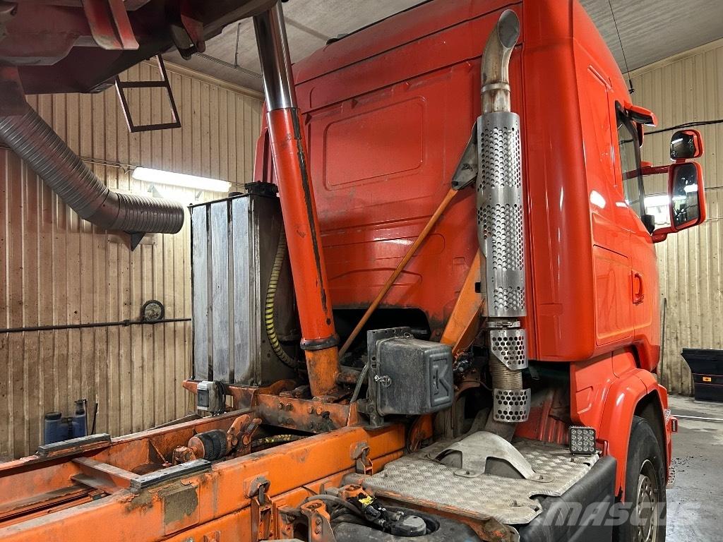 Scania R 520 Tridem Pašizgāzējs