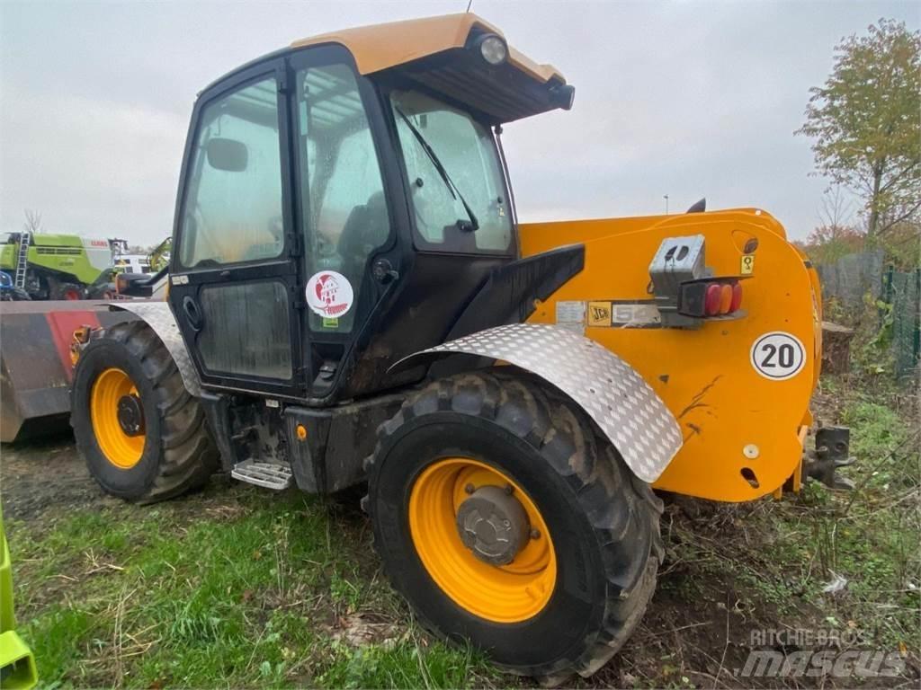 JCB 541-70 Teleskopiskie manipulatori