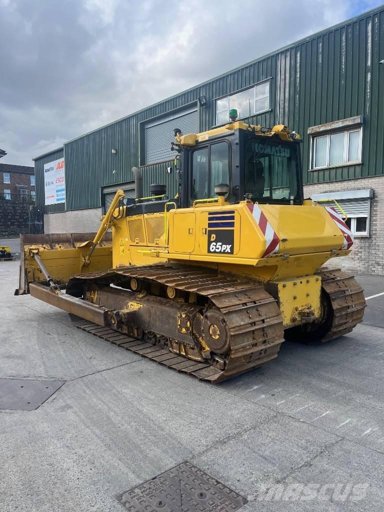 Komatsu D65PX-18E0 Kāpurķēžu buldozeri