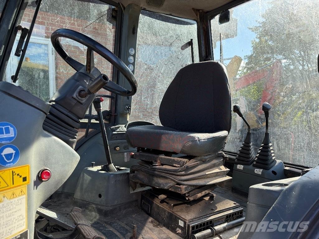 New Holland NH 95 Ekskavatori-iekrāvēji