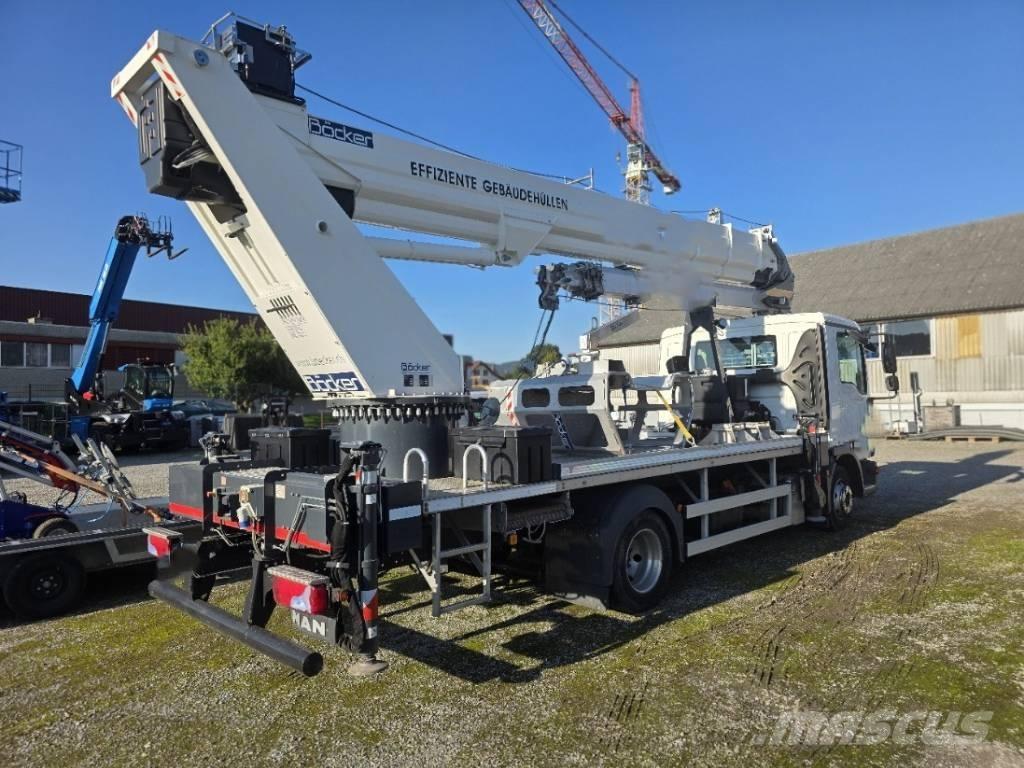 Böcker AK 37/4000 Celtņi nelīdzenām virsmām