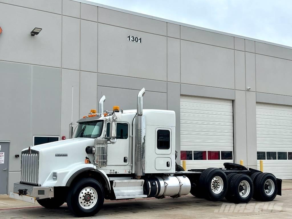 Kenworth T 800 Vilcēji