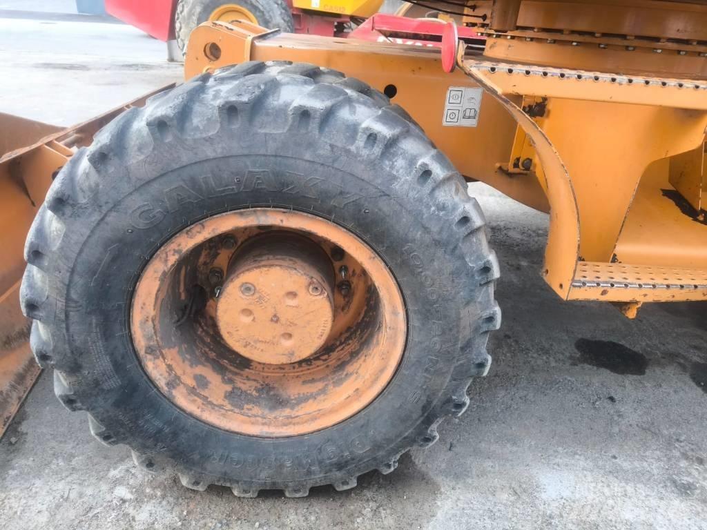 Case IH WX 145 Ekskavatori uz riteņiem