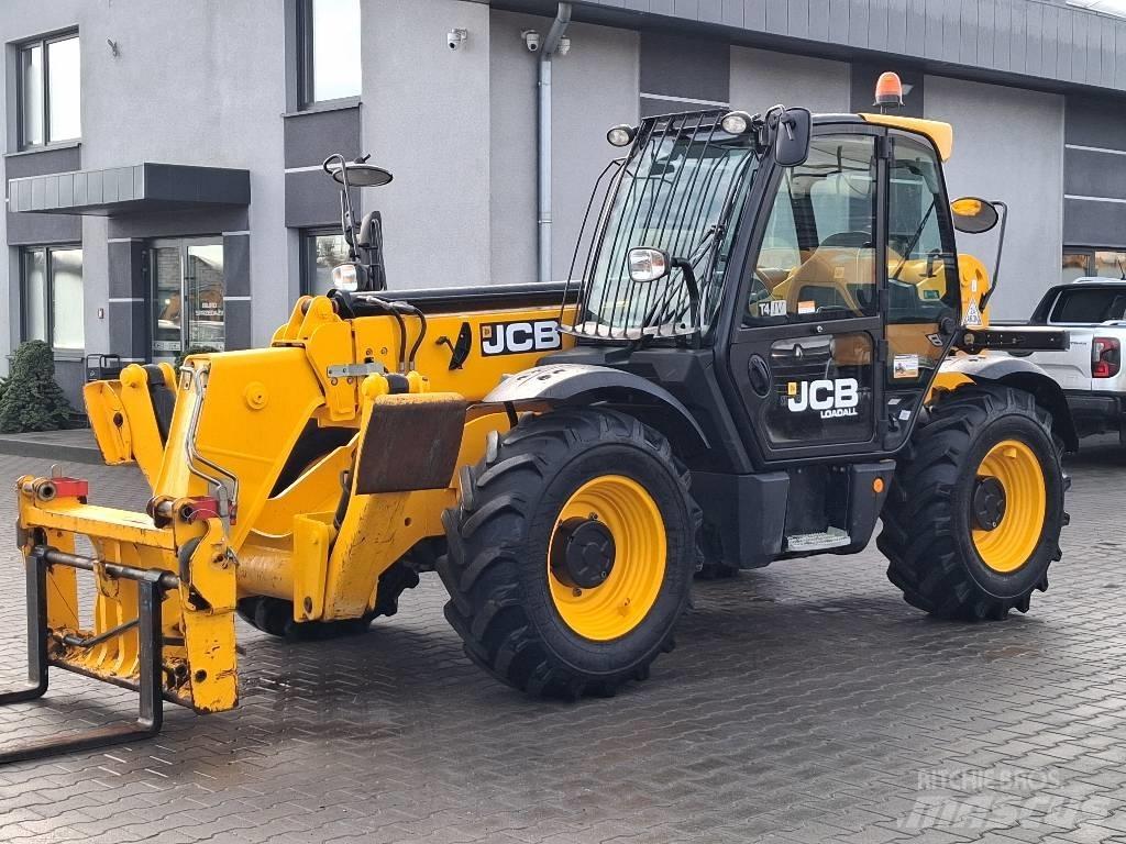 JCB 533-105 Teleskopiskie manipulatori