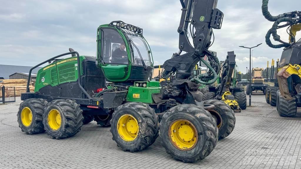 John Deere 1270 G Harvesteri