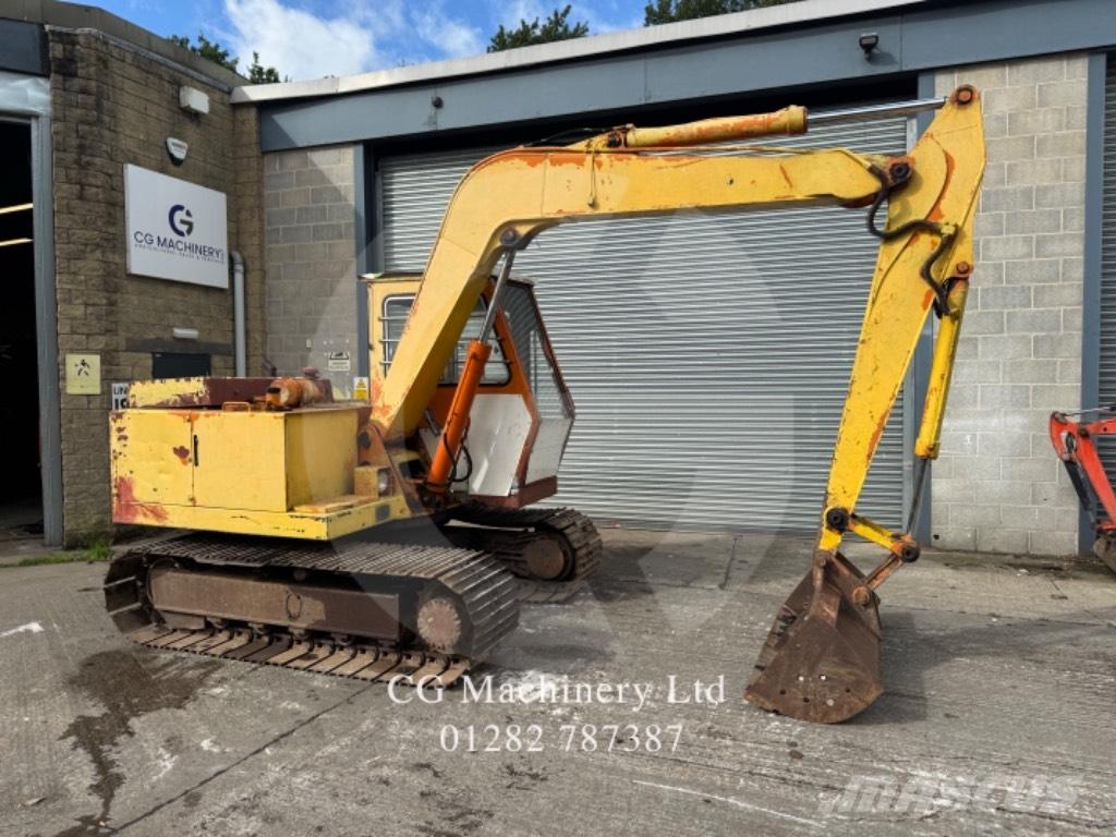 Hitachi UH031 Kāpurķēžu ekskavatori
