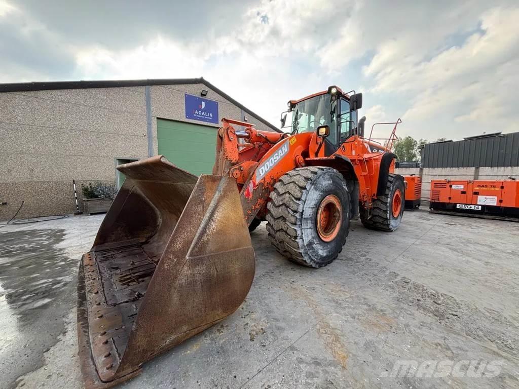 Doosan DL550 Iekrāvēji uz riteņiem