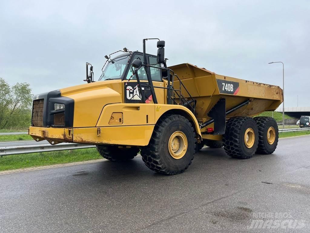 CAT 740B Artikulētie pašizgāzēji