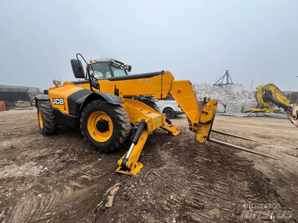 JCB 540-140 Teleskopiskie manipulatori