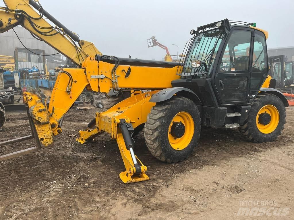 JCB 540-140 Teleskopiskie manipulatori