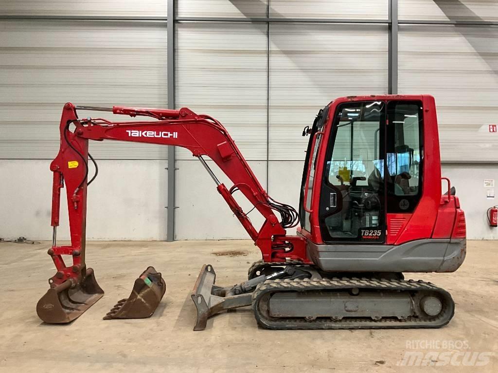 Takeuchi TB 235 Mini ekskavatori < 7 t