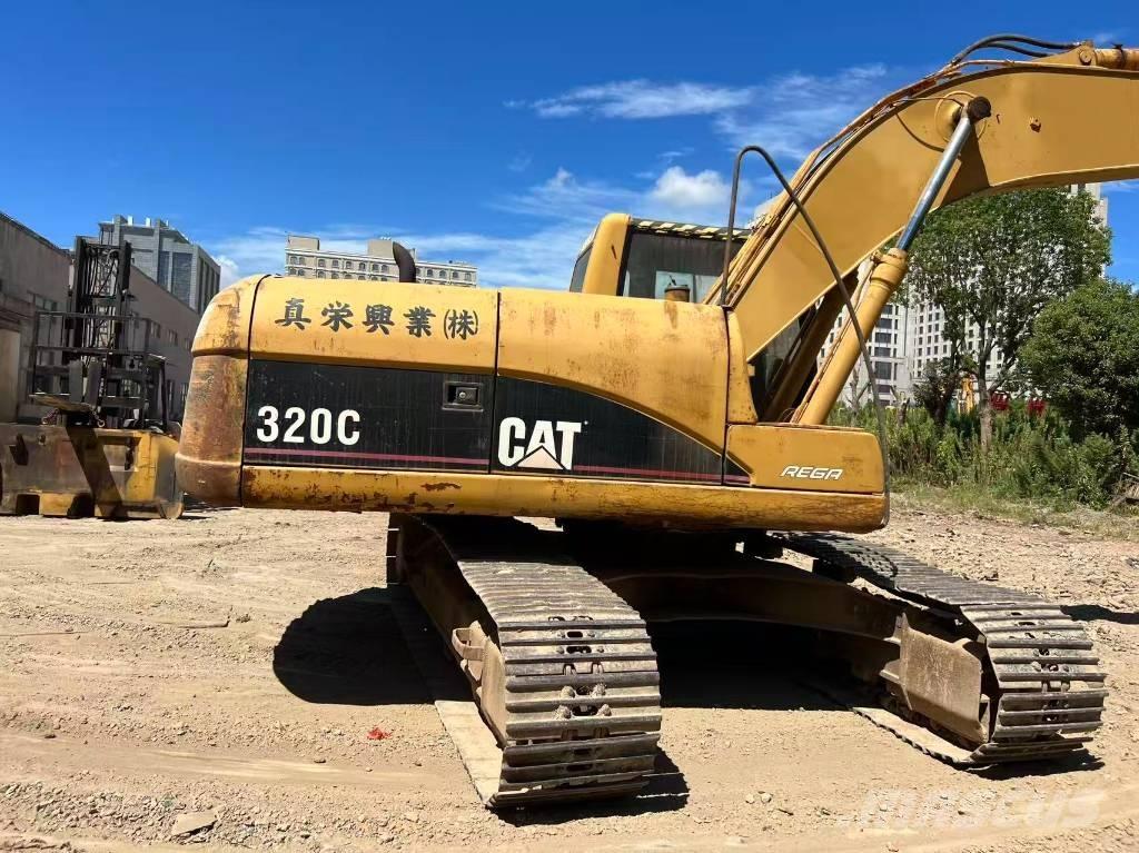 CAT 320 C Kāpurķēžu ekskavatori