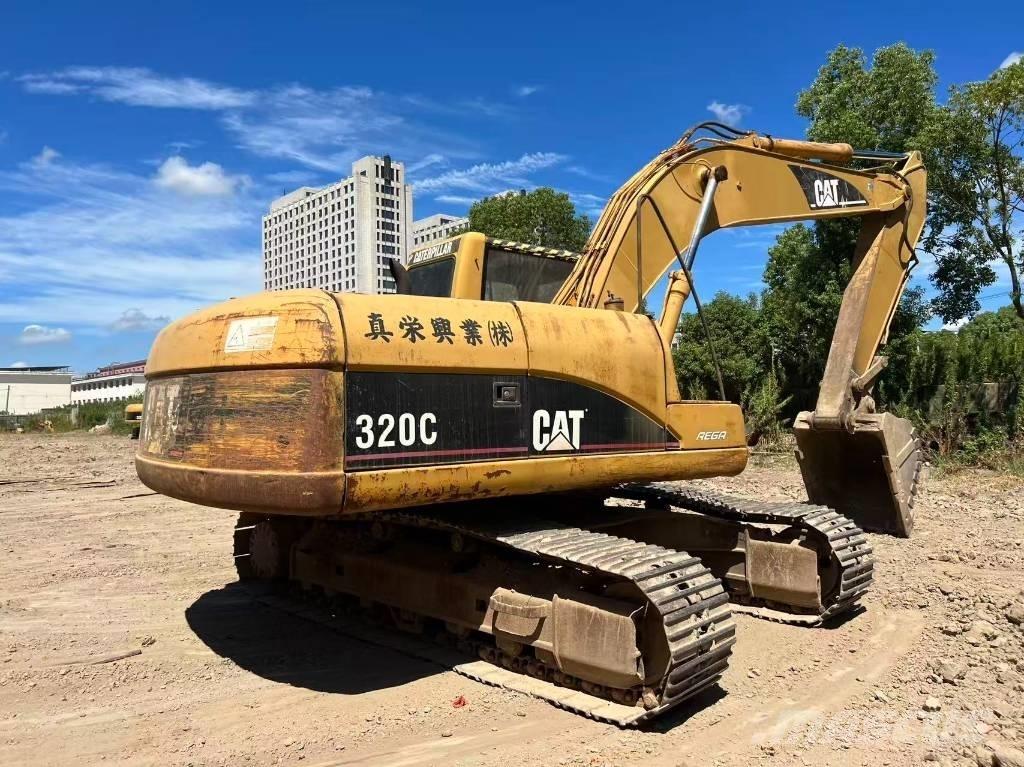 CAT 320 C Kāpurķēžu ekskavatori