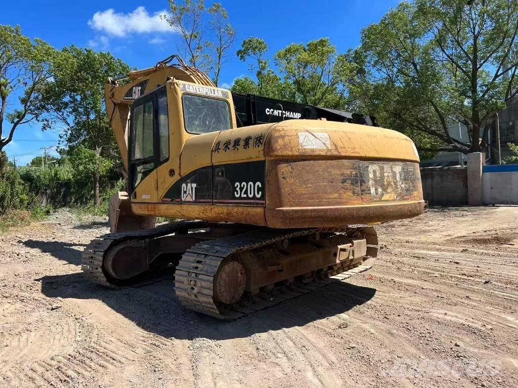 CAT 320 C Kāpurķēžu ekskavatori