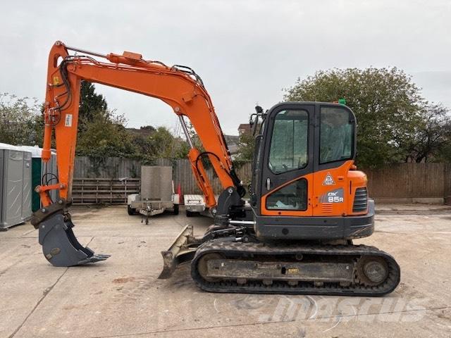 Doosan DX 85 R-3 Vidēja lieluma ekskavatori 7 t - 12 t