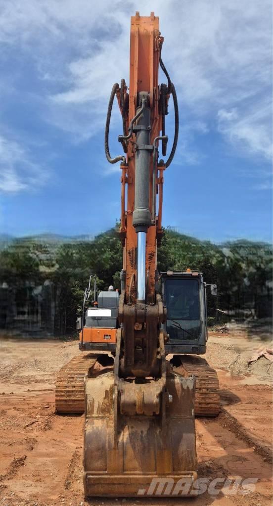 Doosan DX 300 LC-5 Kāpurķēžu ekskavatori