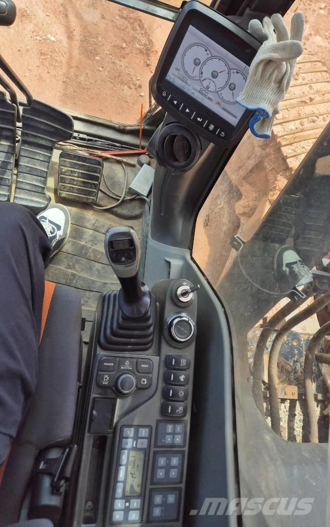 Doosan DX 300 LC-5 Kāpurķēžu ekskavatori