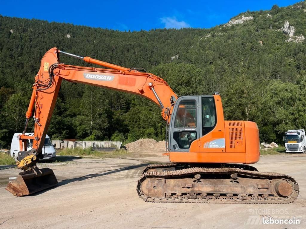 Doosan DX 235 LCR Kāpurķēžu ekskavatori