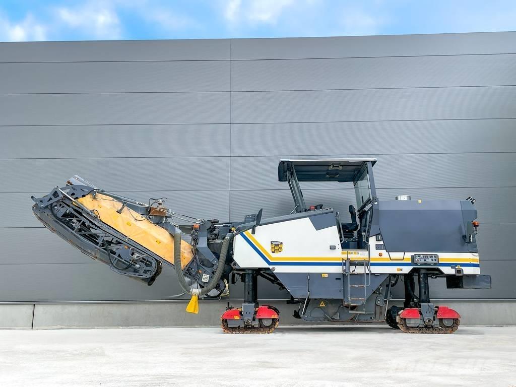 Wirtgen W 150 CFI Asfalta dzesēšanas iekārtas