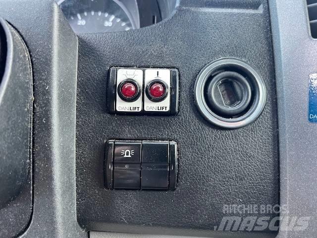 Palfinger P 130 V Pacēlāji uz automašīnas bāzes