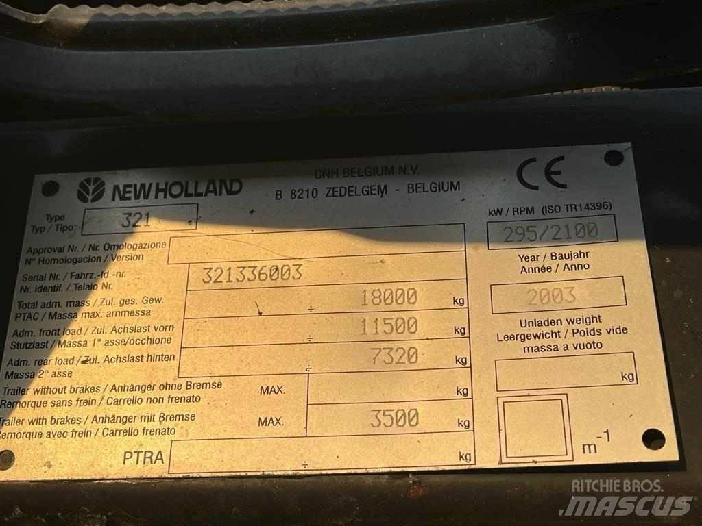 New Holland CX 880 Ražas novākšanas kombaini