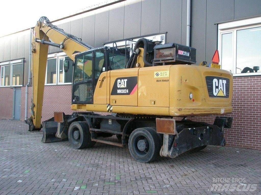 CAT MH3024 Industriālie iekrāvēji