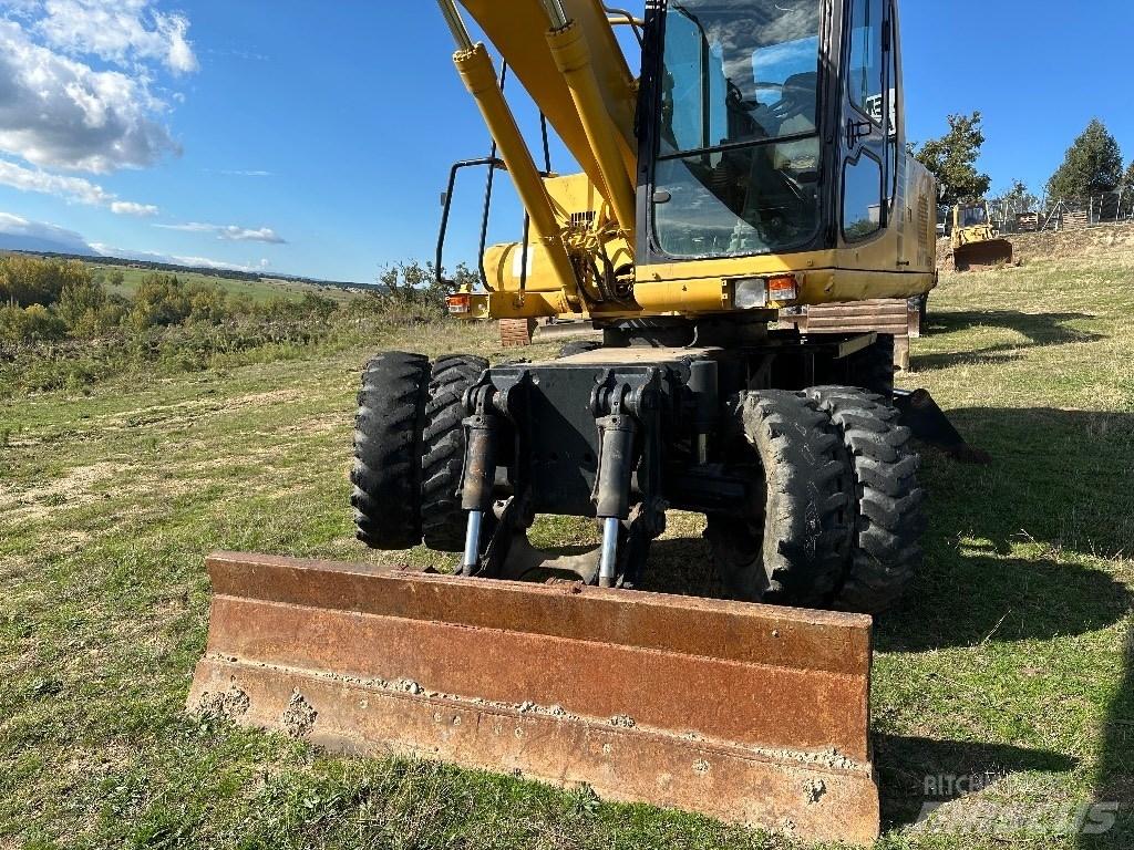 Komatsu PW 170-6 Ekskavatori uz riteņiem