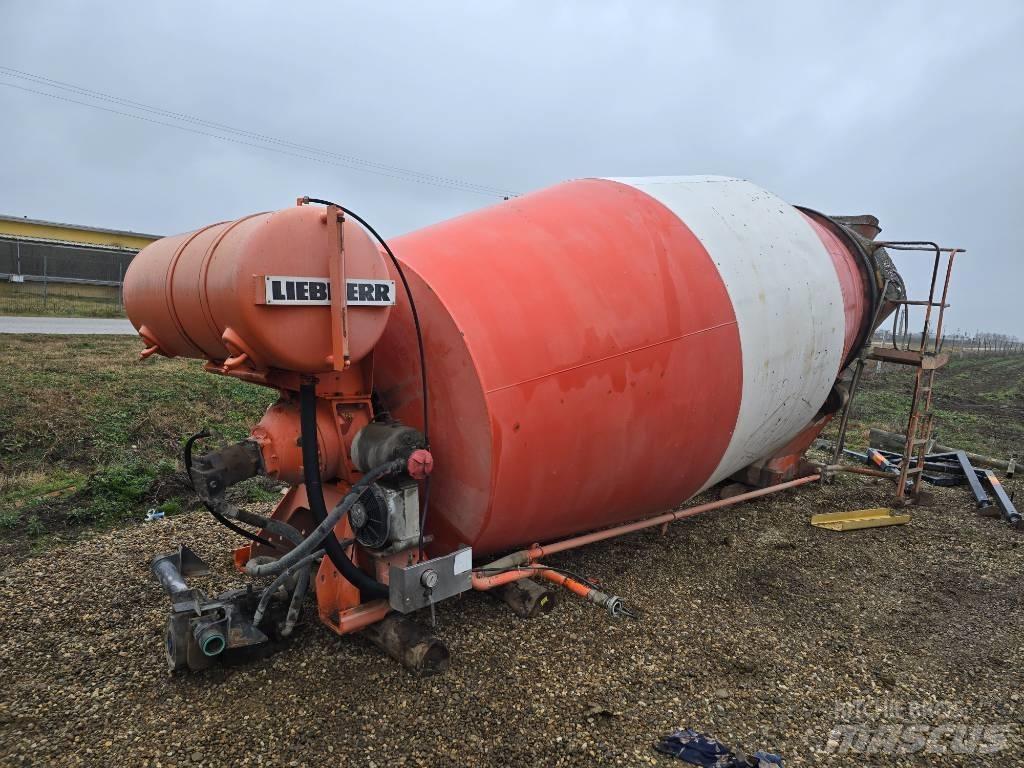 Liebherr MIXER Betona/javas maisītāji