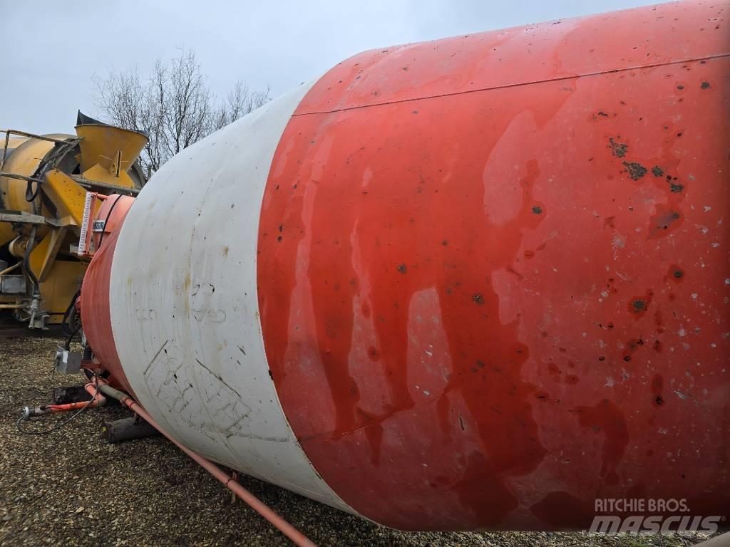 Liebherr MIXER Betona/javas maisītāji