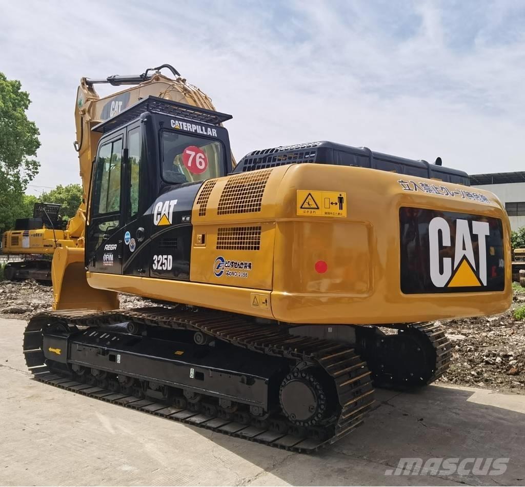 CAT 325 D Kāpurķēžu ekskavatori
