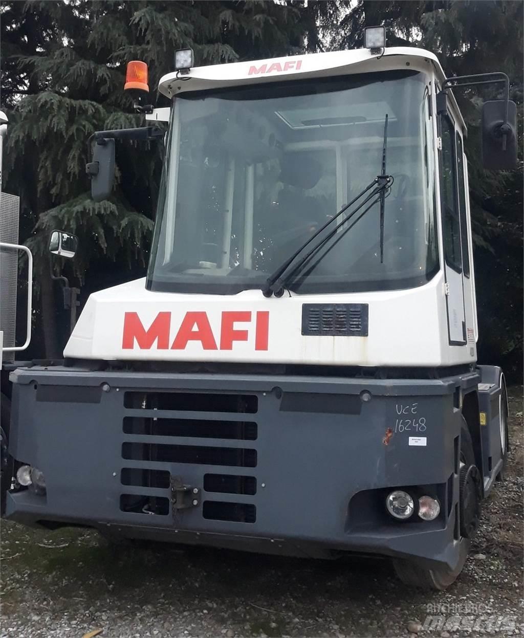  R332-4x4 Terminālie traktori