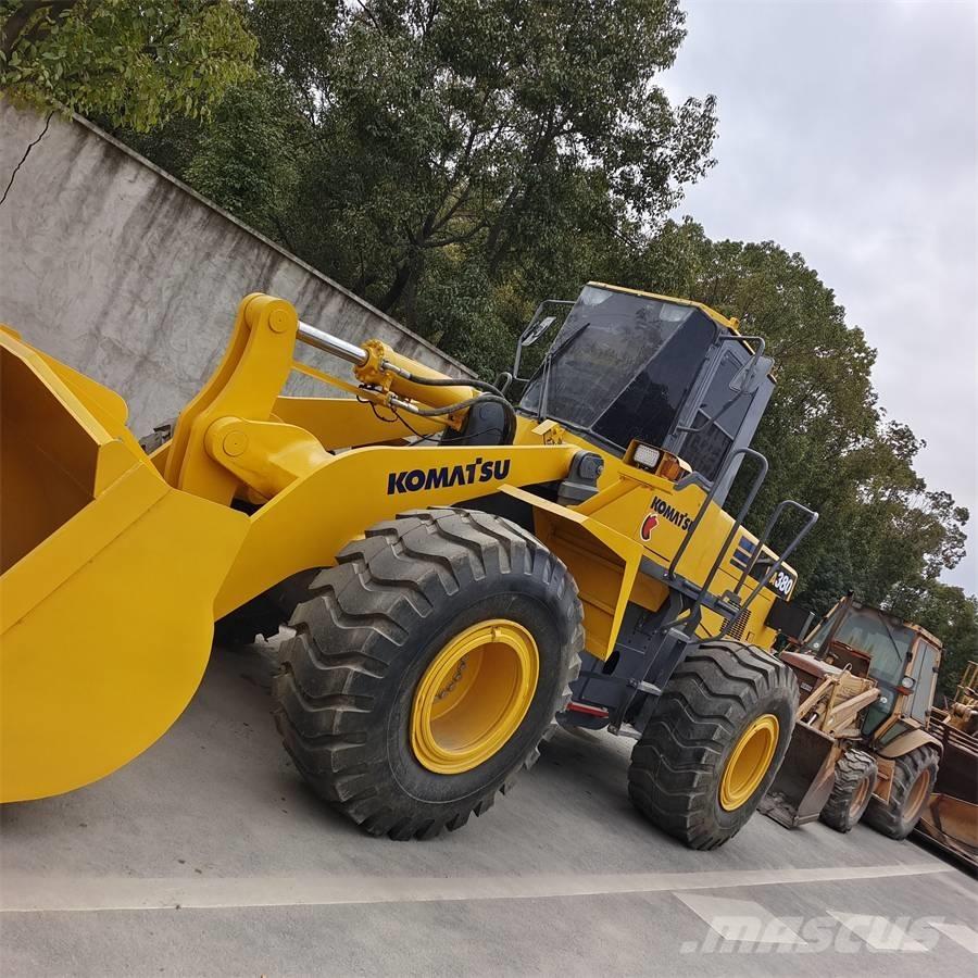 Komatsu WA380-3 Iekrāvēji uz riteņiem