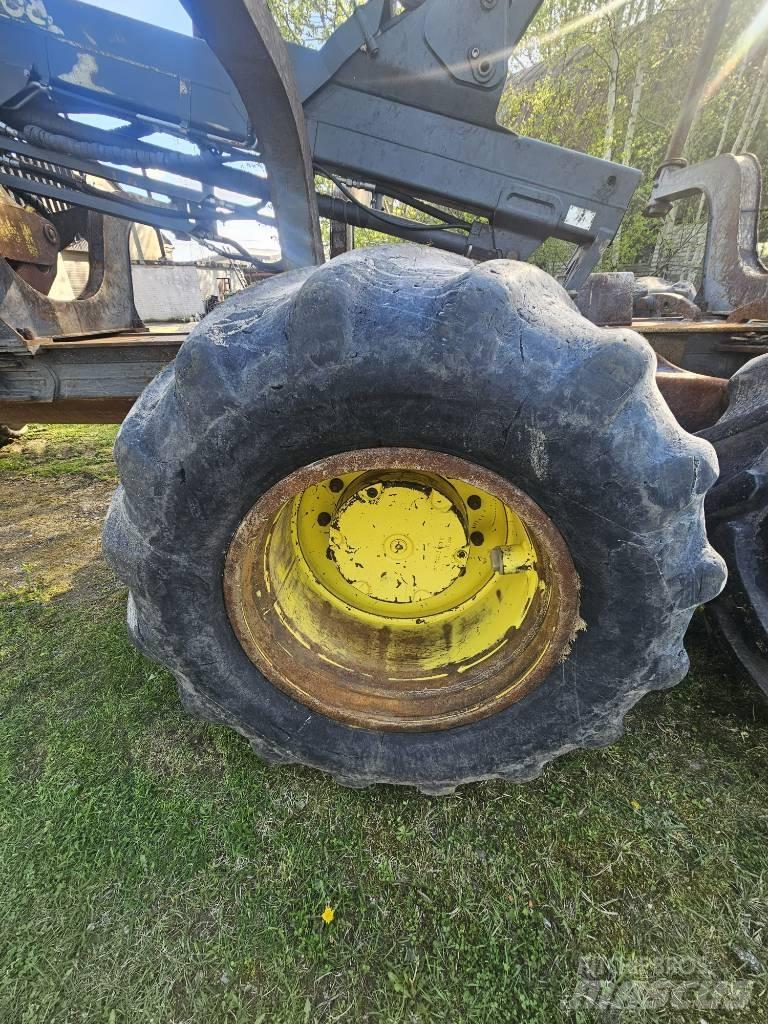 John Deere 1510 G Forvarderi