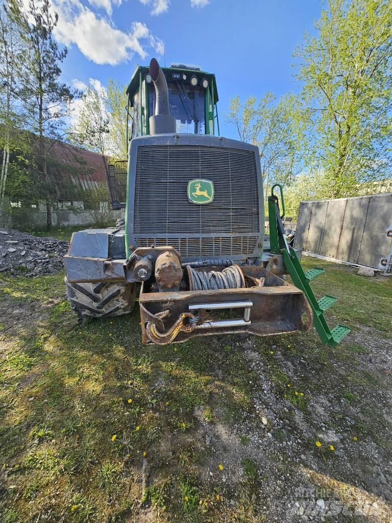 John Deere 1510 G Forvarderi