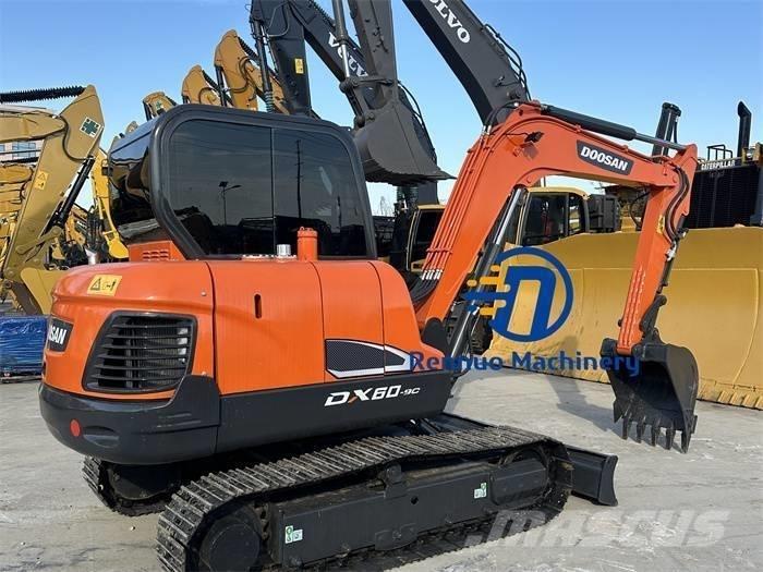 Doosan DX 60 Mini ekskavatori < 7 t