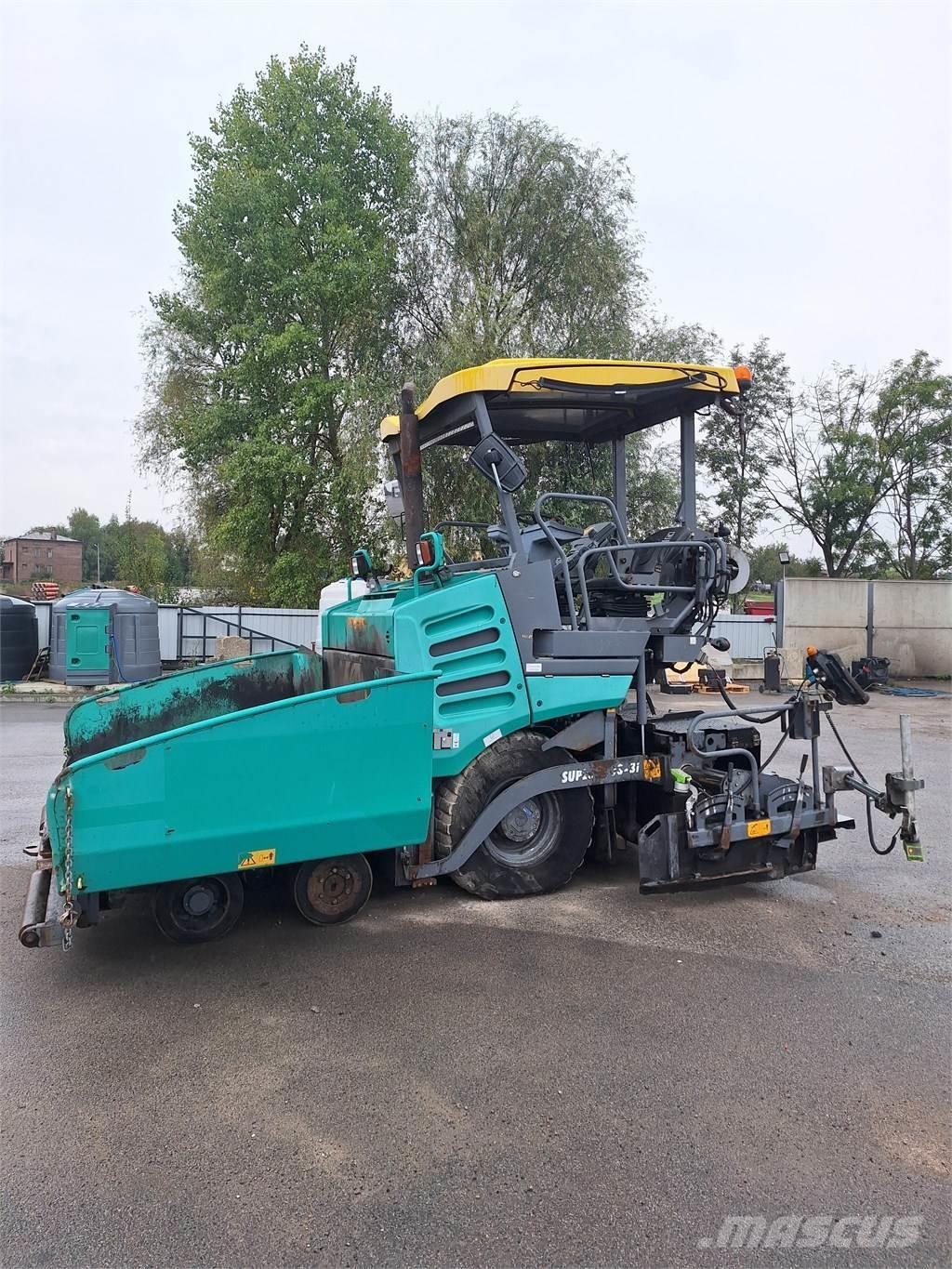 Vögele 1303-3i Asfalta klājēji