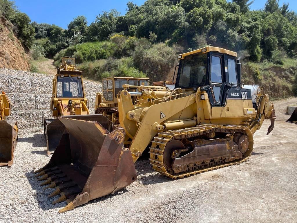 CAT 963B Kāpurķēžu iekrāvēji